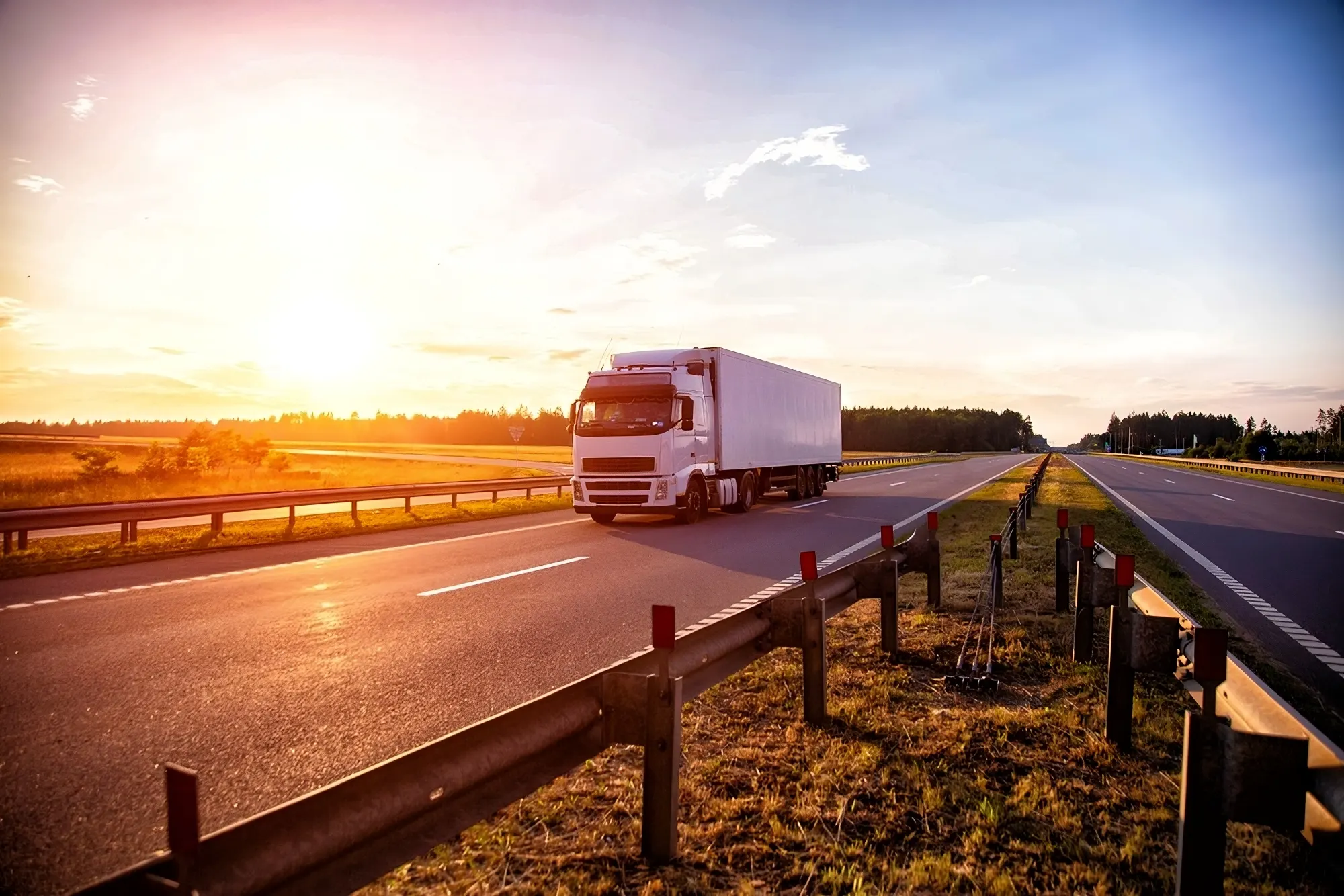 Reliable Refrigerated Transport, One Message Away!